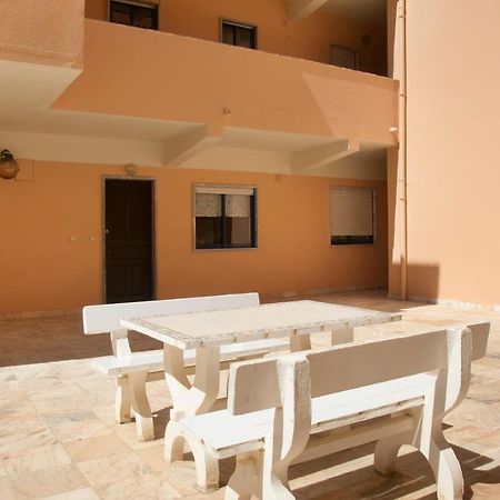 Sao Bernardino Beach House Atouguia Da Baleia Zewnętrze zdjęcie