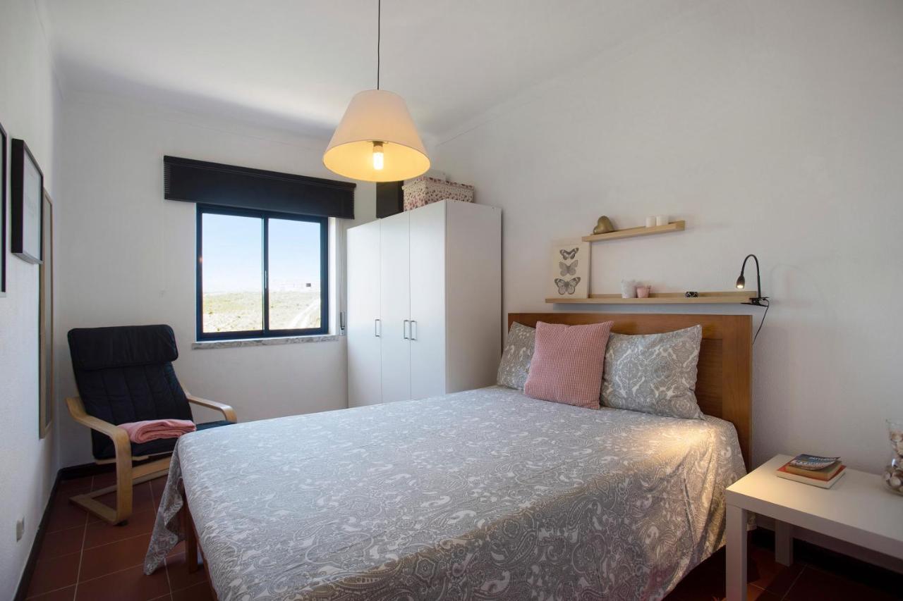 Sao Bernardino Beach House Atouguia Da Baleia Zewnętrze zdjęcie